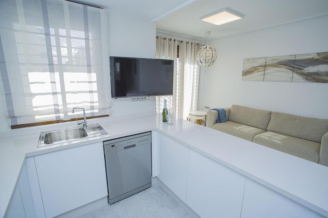 240 Lux Pool -alicante Holiday home *